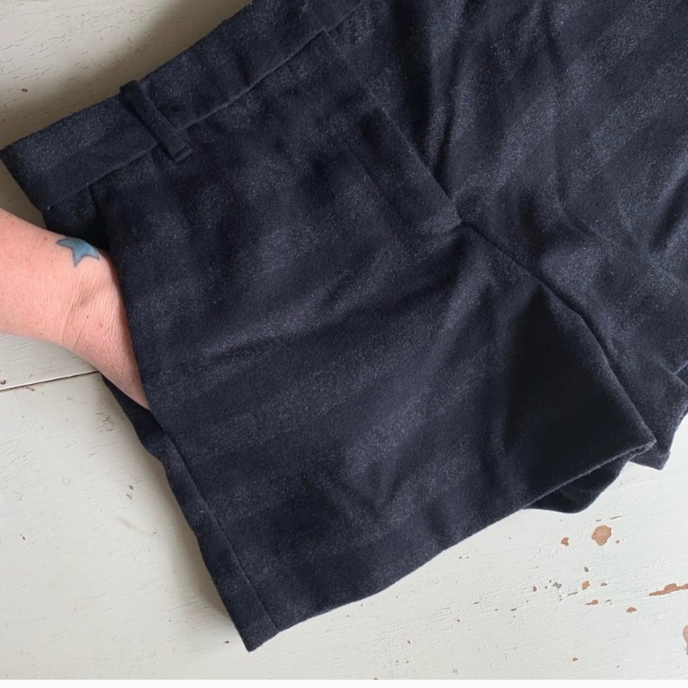 GAP : wool blend striped trousers shorts